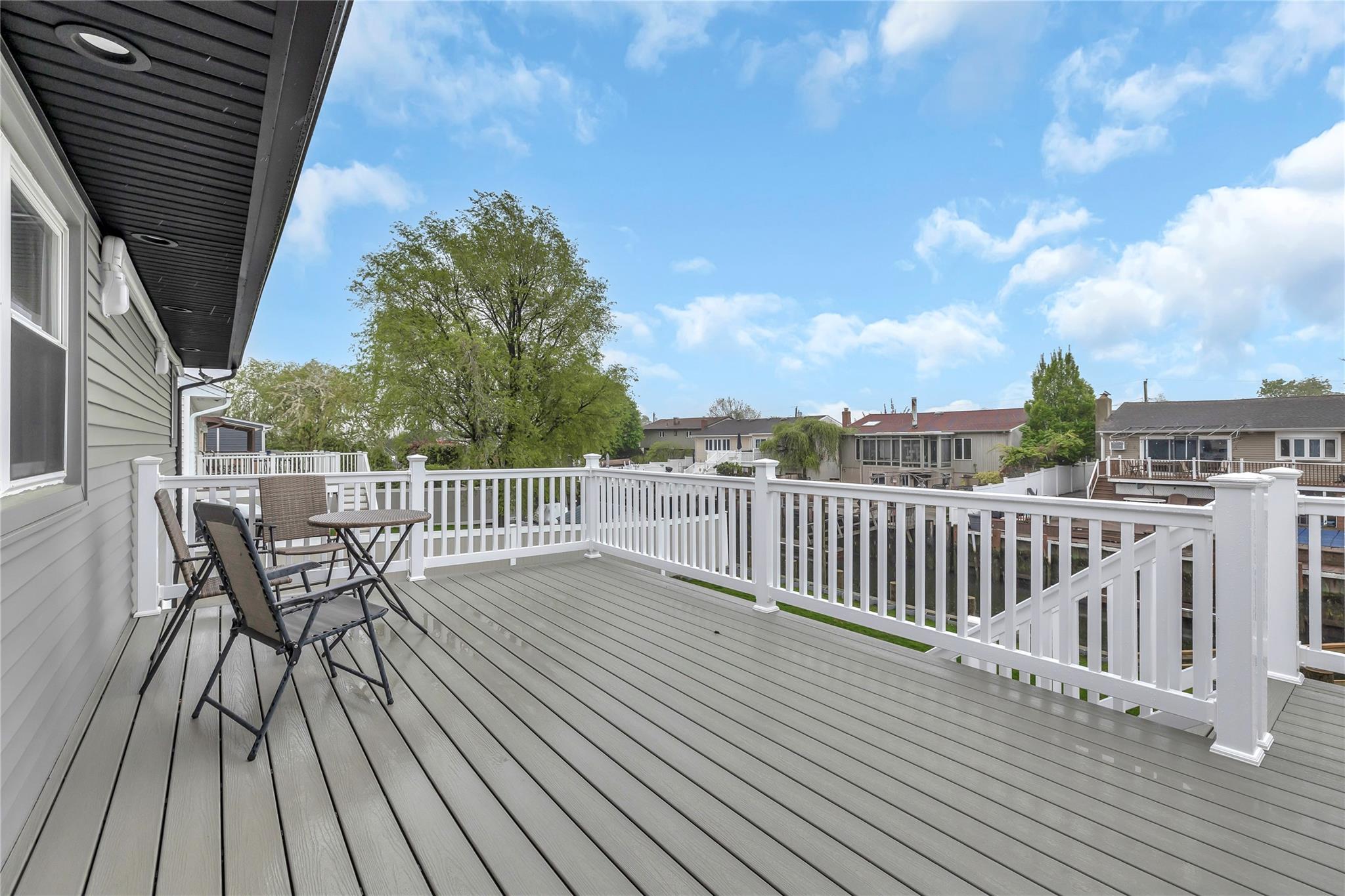 48 E 2nd Street, Freeport, NY 11520