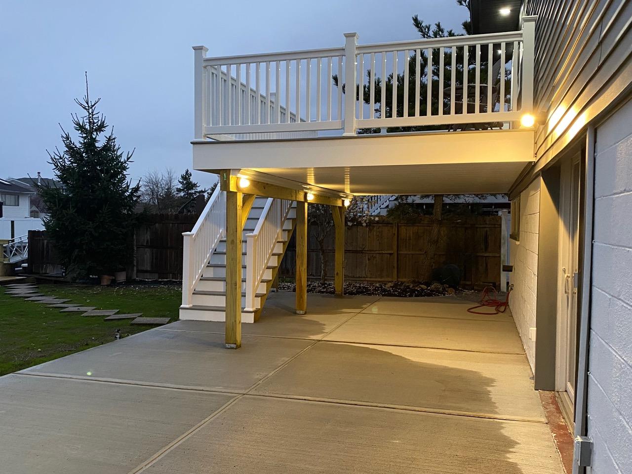 48 E 2nd Street, Freeport, NY 11520
