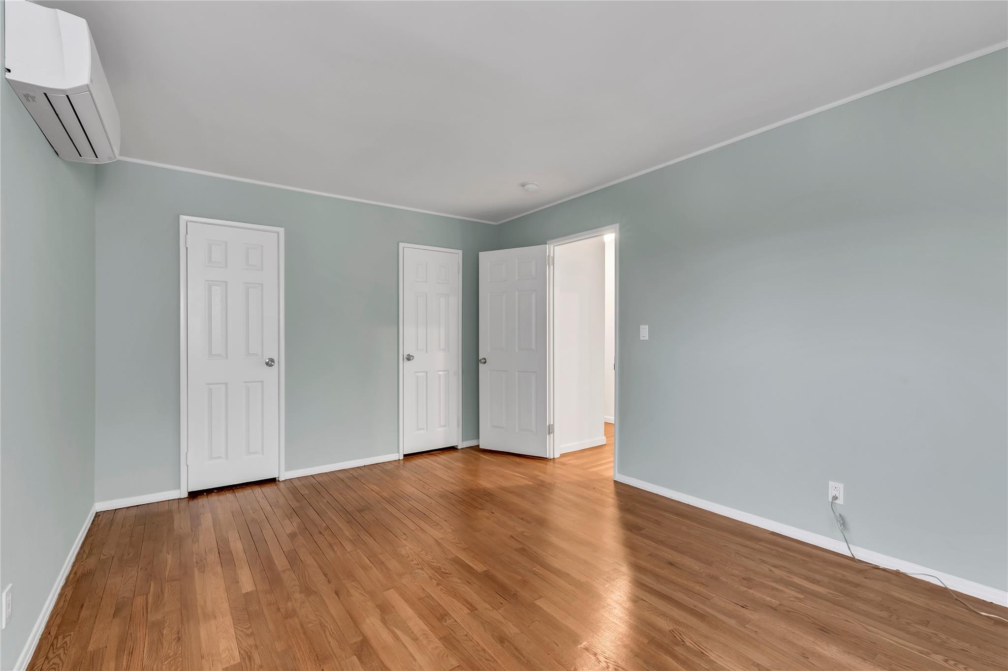 48 E 2nd Street, Freeport, NY 11520