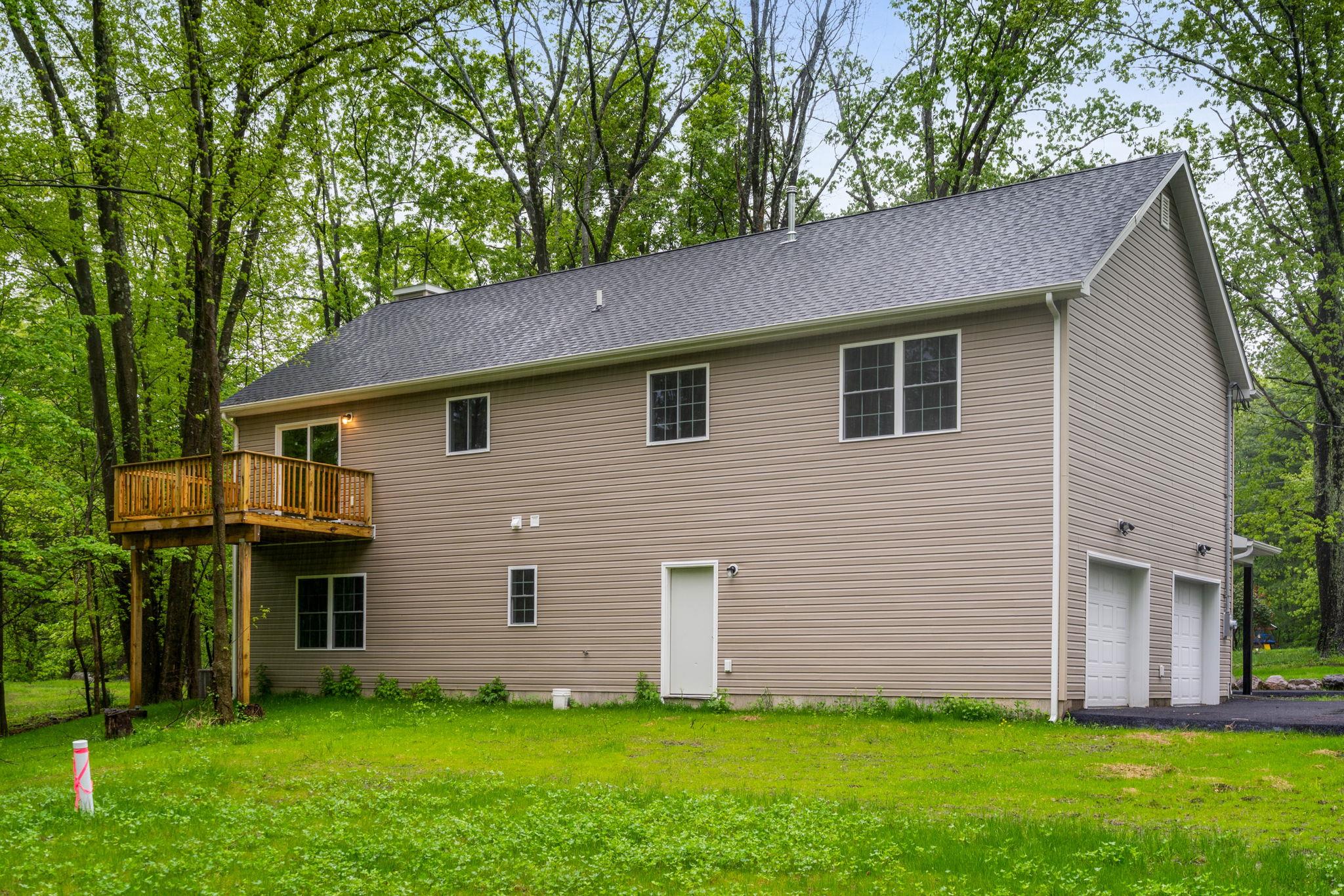 94 Fair Oaks Road, Middletown, NY 10940