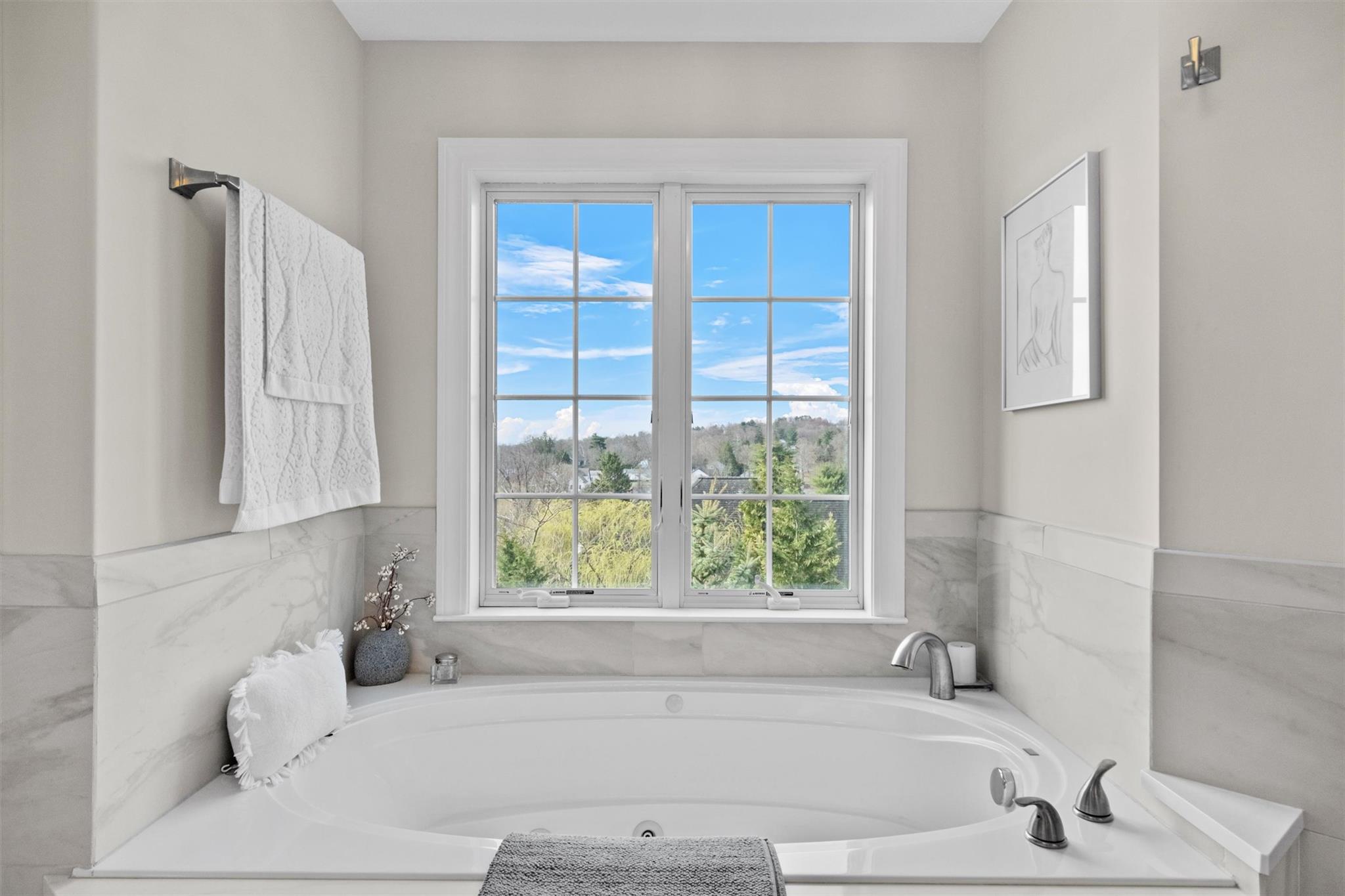 90 Lattintown Road, Newburgh, NY 12550
