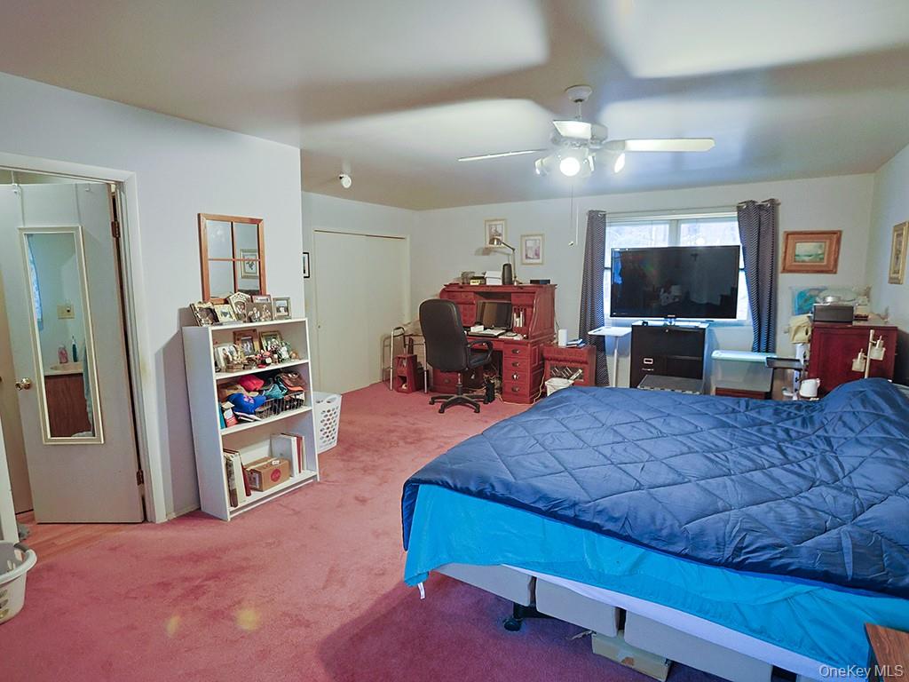 68 Kennel Road, Cuddebackville, NY 12729