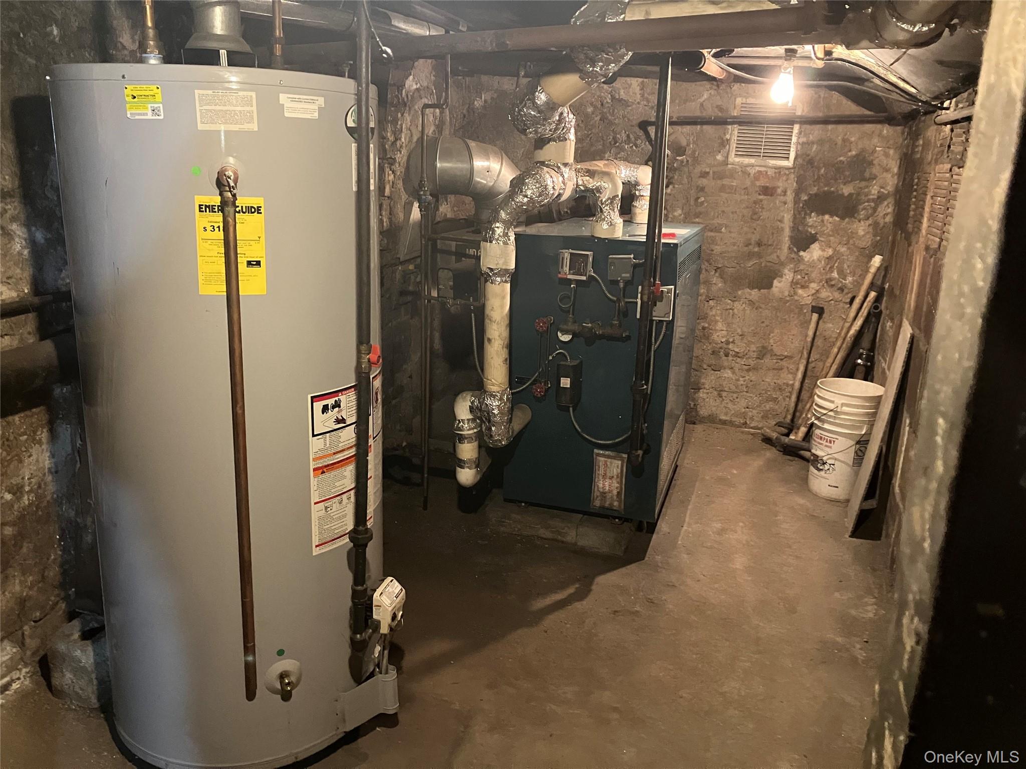 20-14 29th St Astoria, 29th., st., Astoria, NY 11105