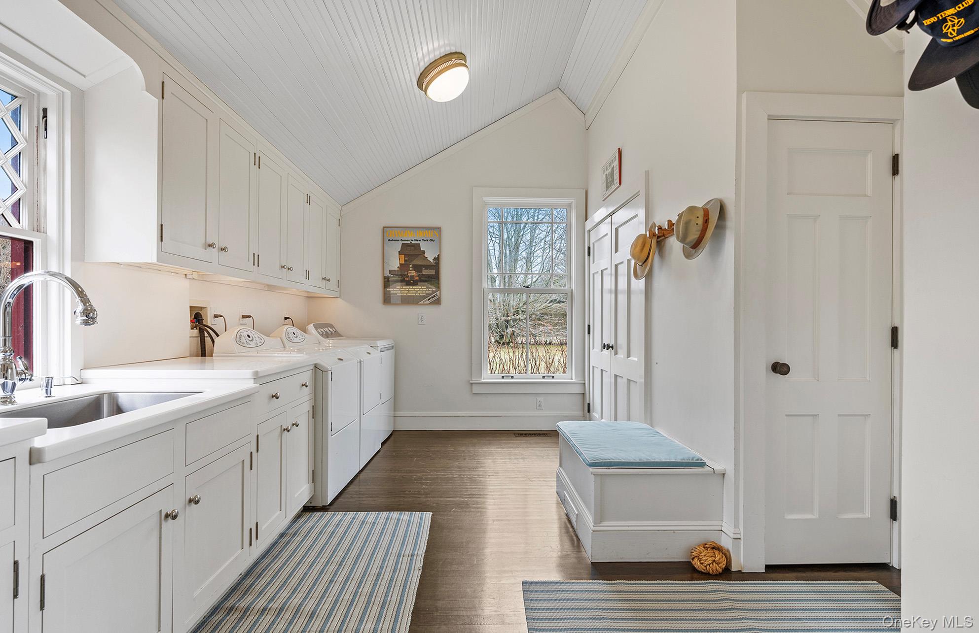 322 Rose Hill Road, Water Mill, NY 11976