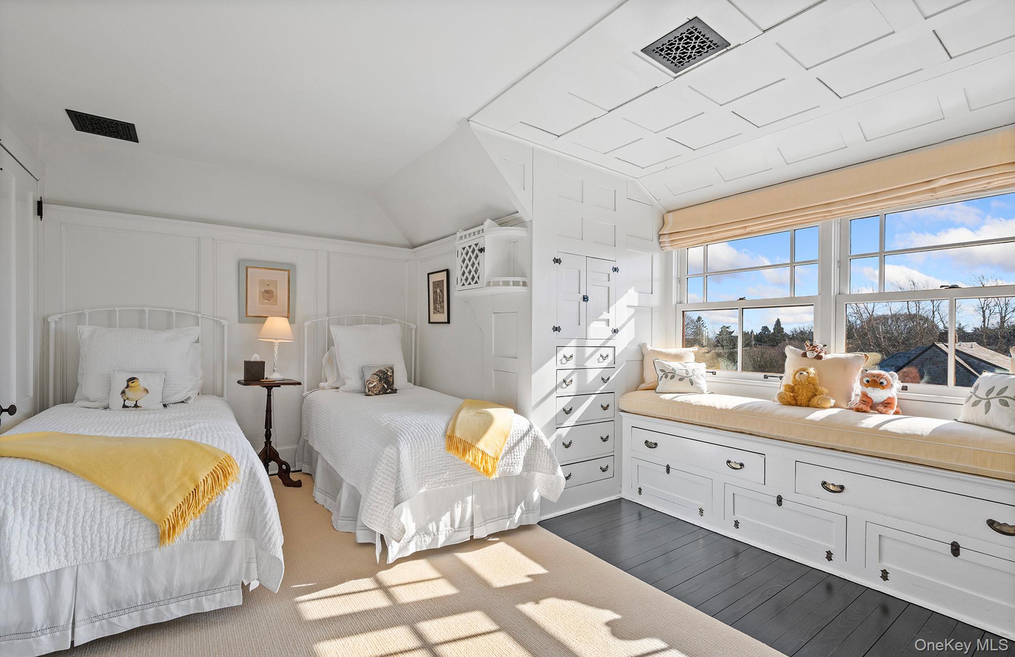 322 Rose Hill Road, Water Mill, NY 11976