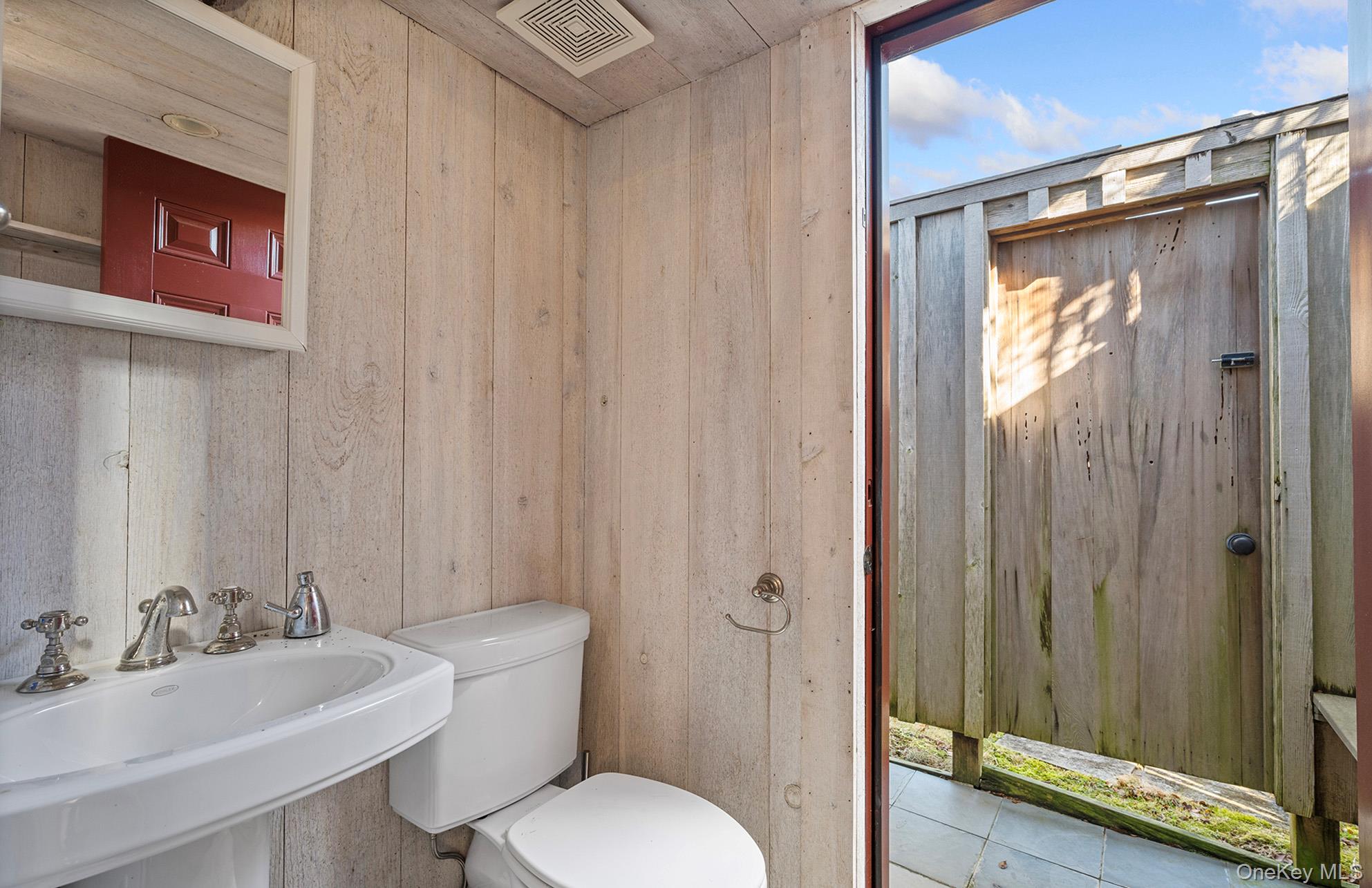 322 Rose Hill Road, Water Mill, NY 11976