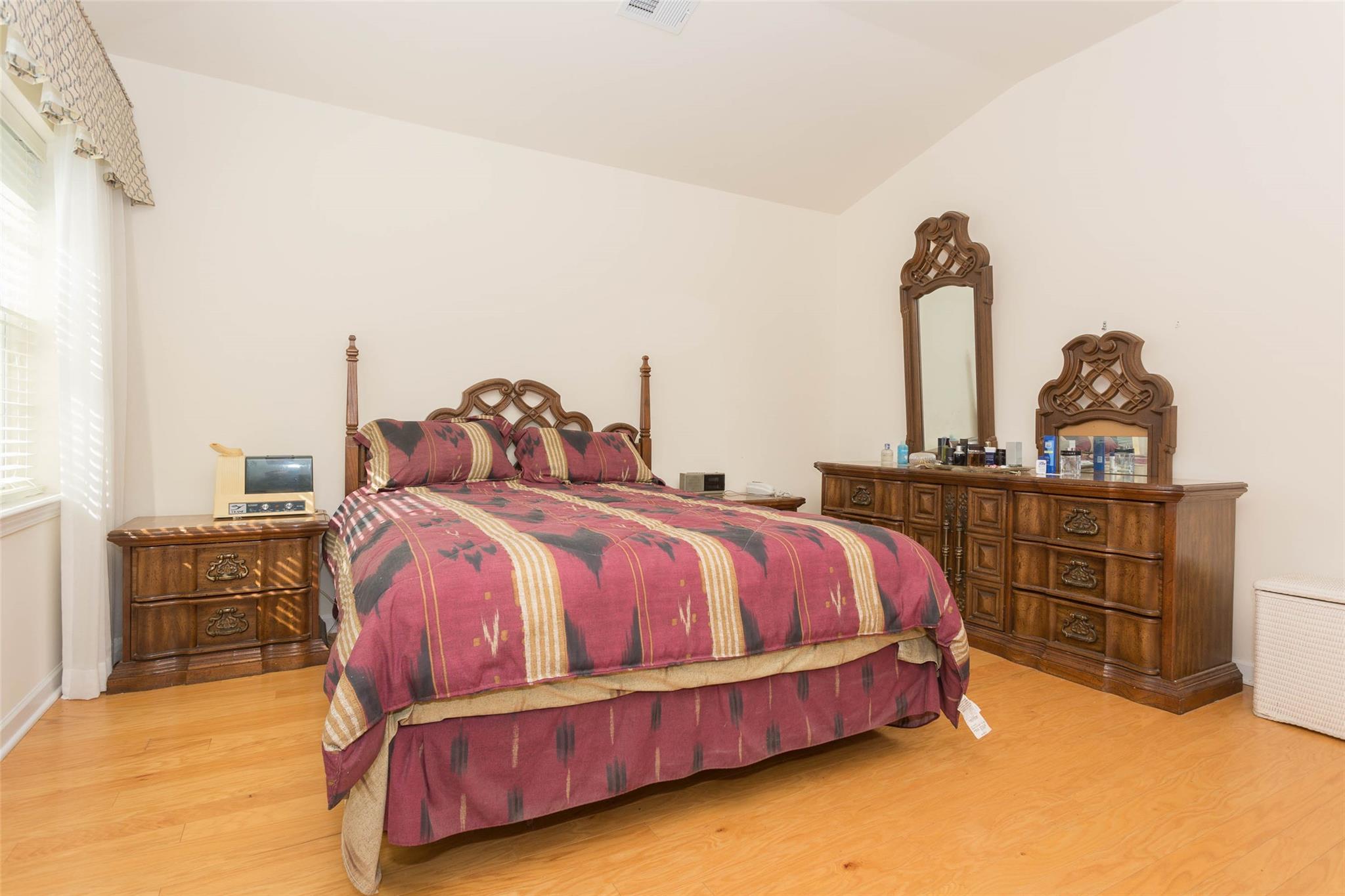 121-10 Powells Cove Boulevard # C, College Point, NY 11356