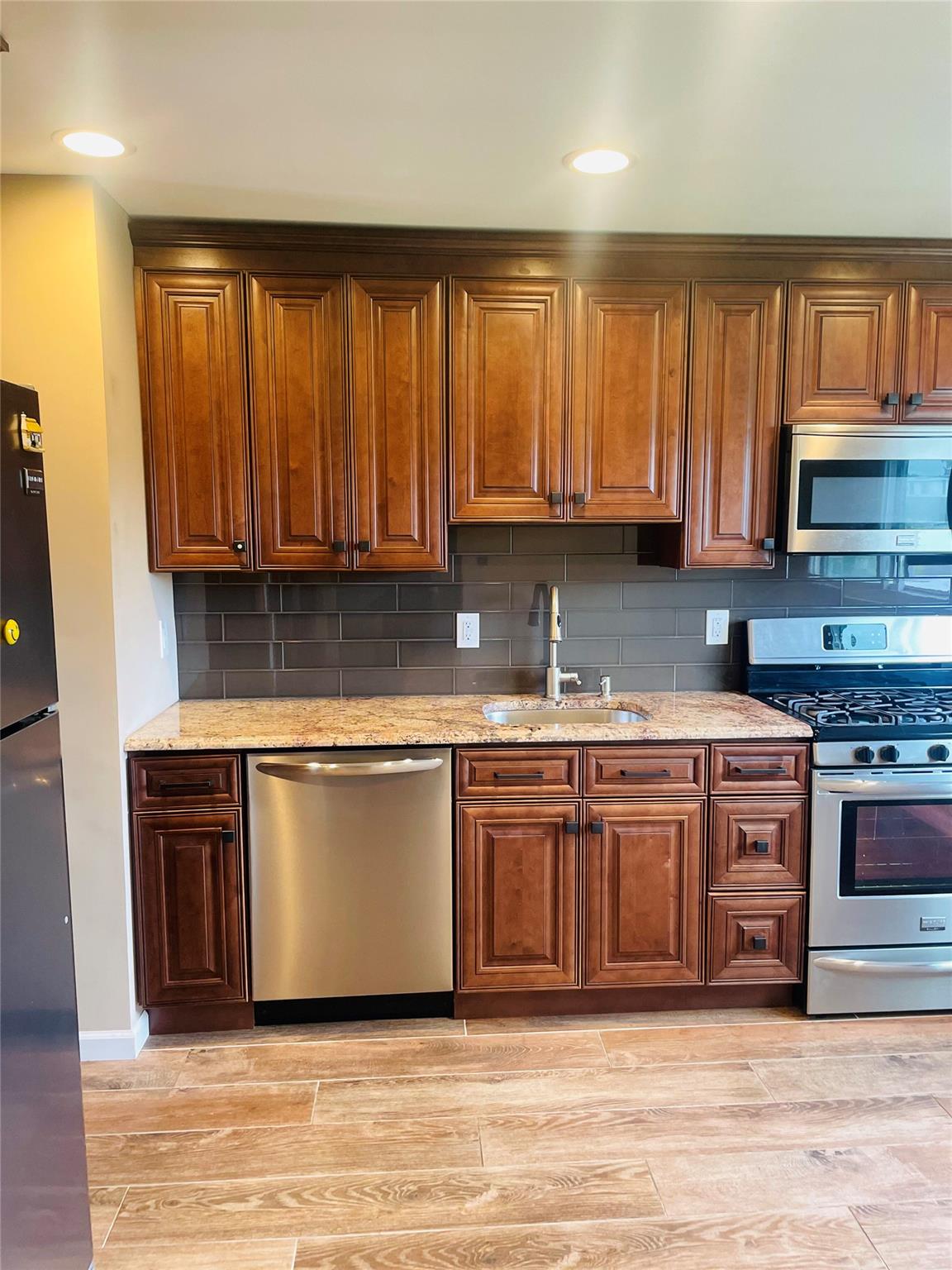 170 11th Street, West Babylon, NY 11704