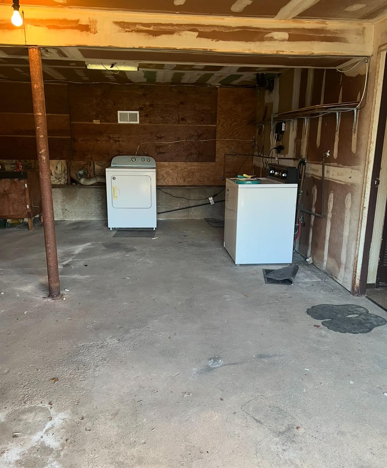 170 11th Street, West Babylon, NY 11704