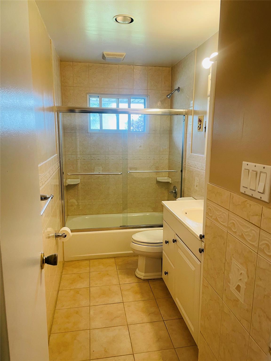 170 11th Street, West Babylon, NY 11704