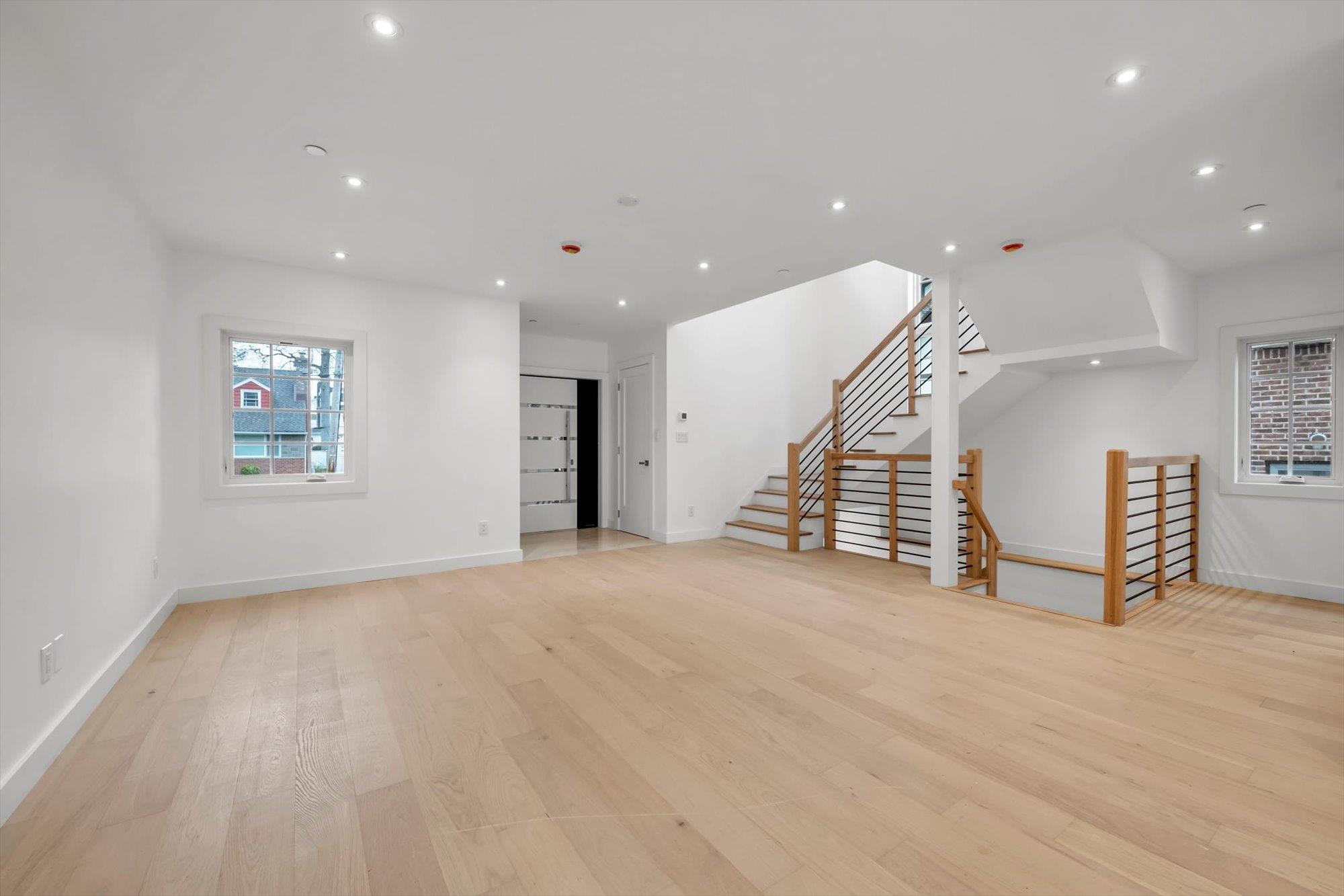 3369 164th Street, Flushing, NY 11358