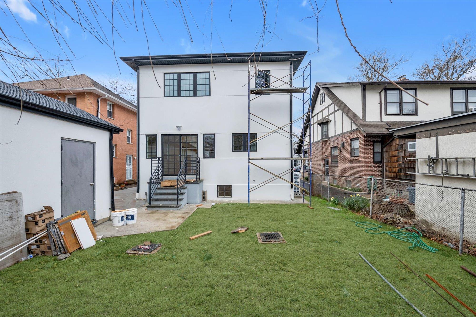 3369 164th Street, Flushing, NY 11358