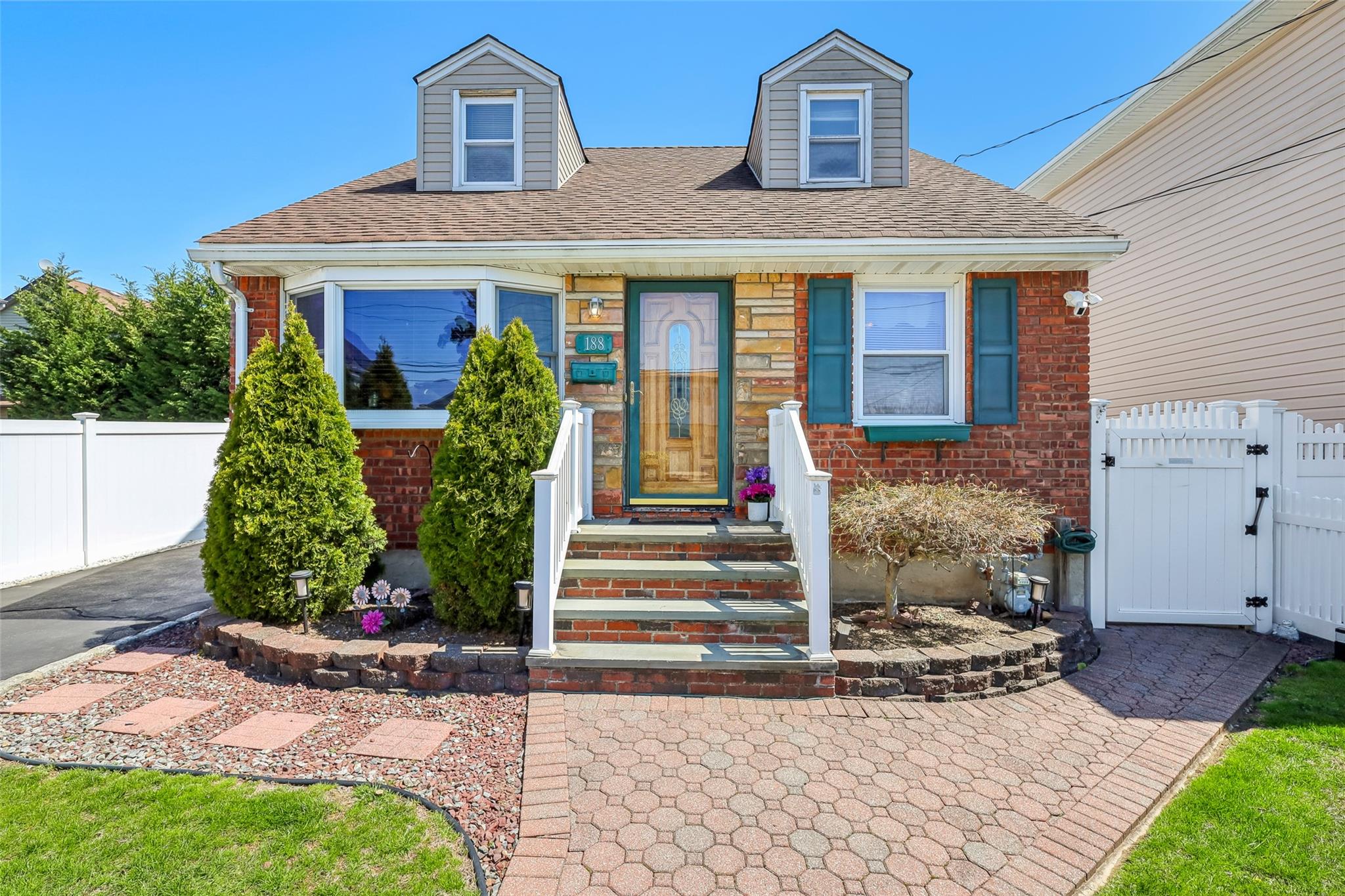 188 N 3rd Street, Bethpage, NY 11714