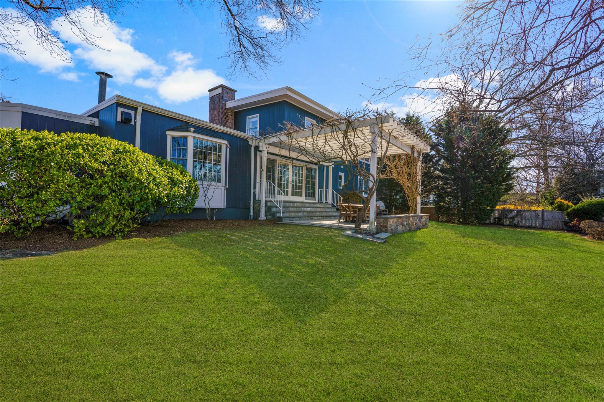 705 The Crescent, Mamaroneck, NY 10543