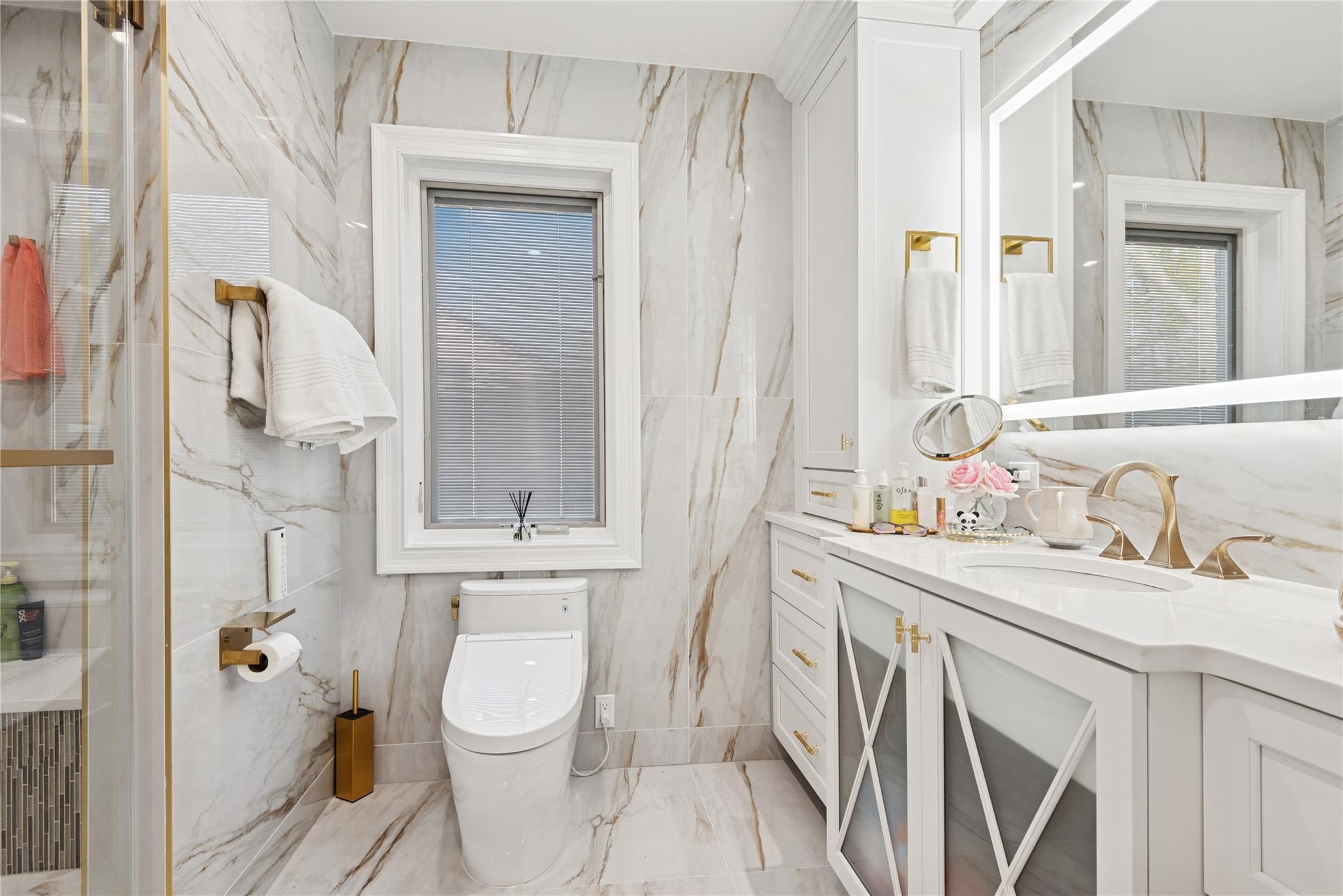 783 Oakleigh Road, North Woodmere, NY 11581