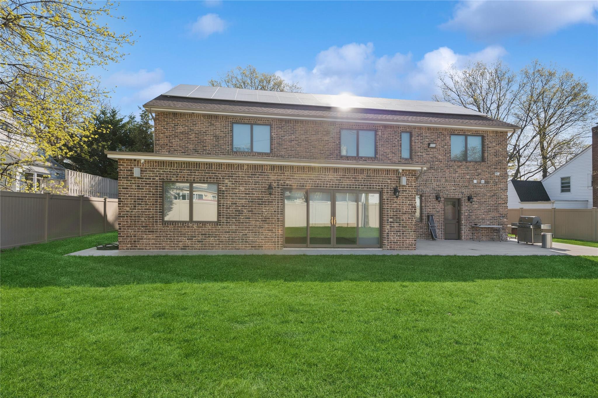 783 Oakleigh Road, North Woodmere, NY 11581