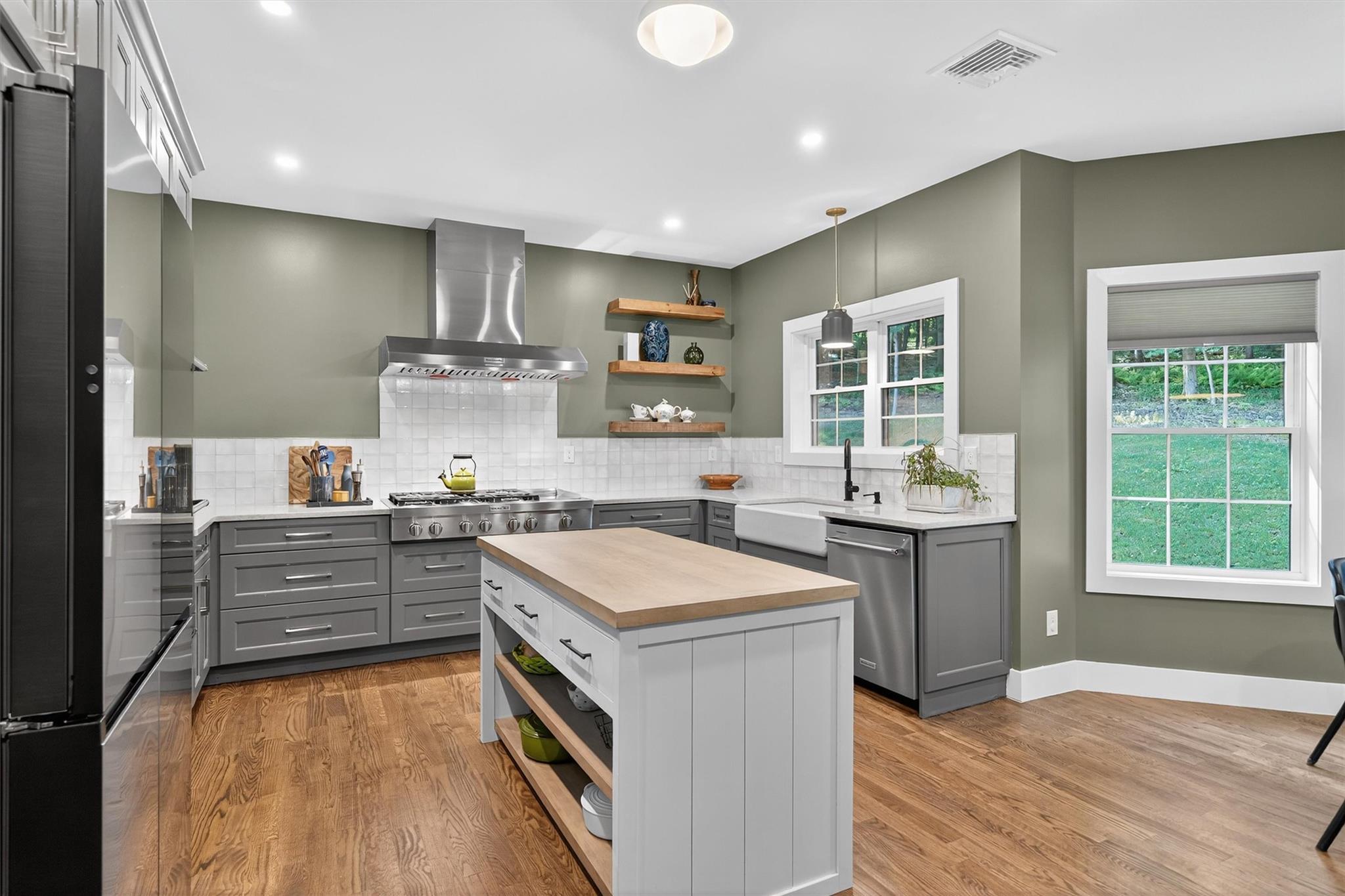 1581 Route 17A, Warwick, NY 10990
