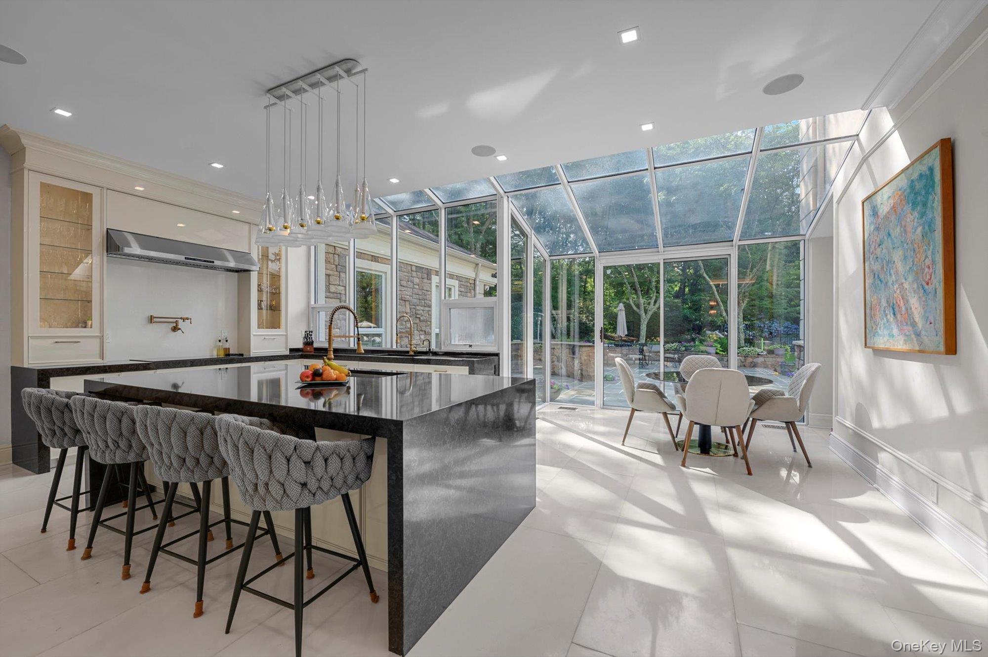 55 Coves Run, Oyster Bay Cove, NY 11791