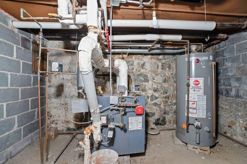 15-36 Gates Avenue, Brooklyn, NY 11237