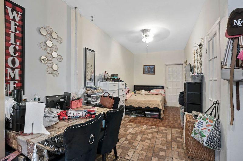 15-36 Gates Avenue, Brooklyn, NY 11237