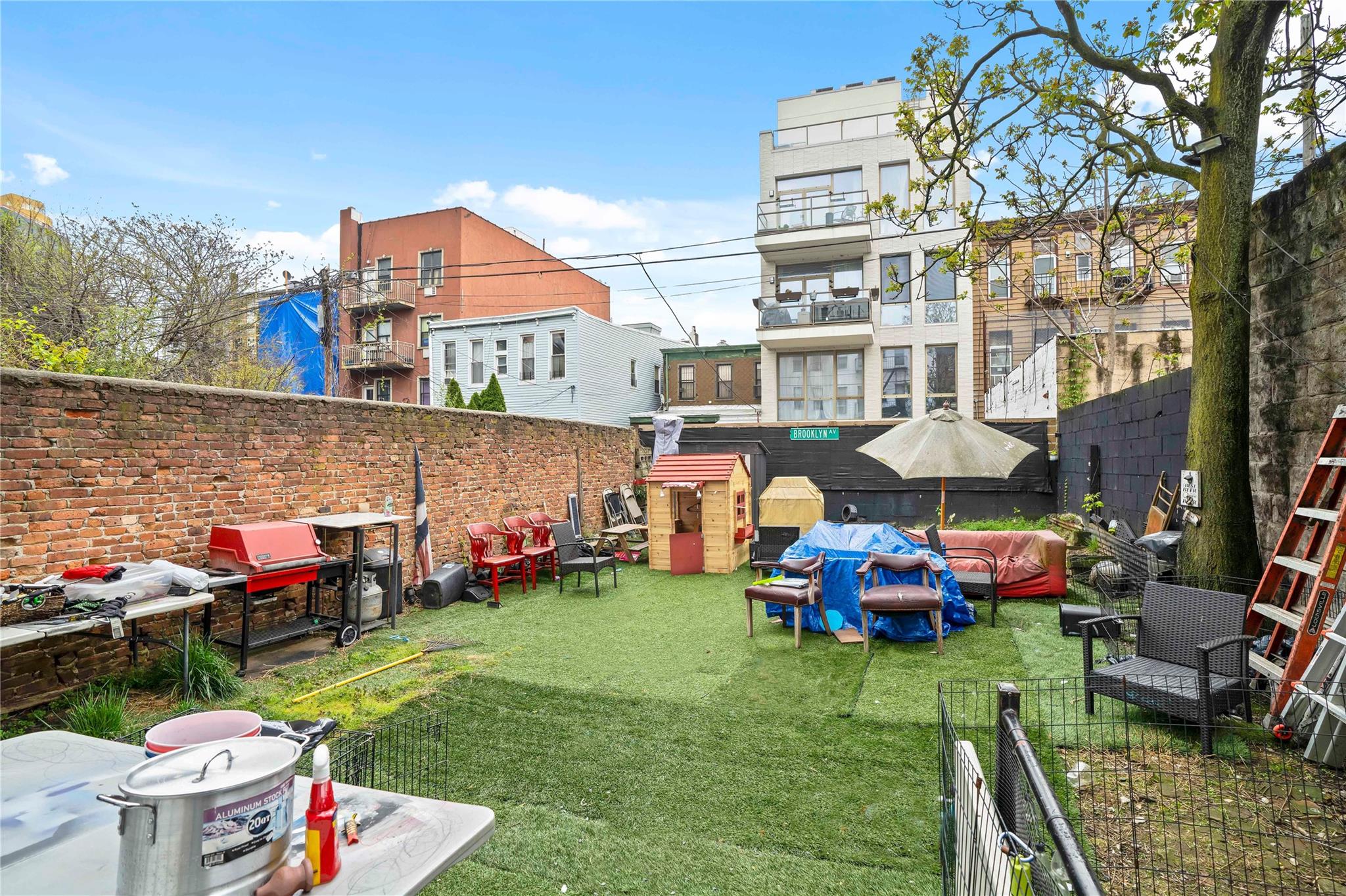 15-36 Gates Avenue, Brooklyn, NY 11237