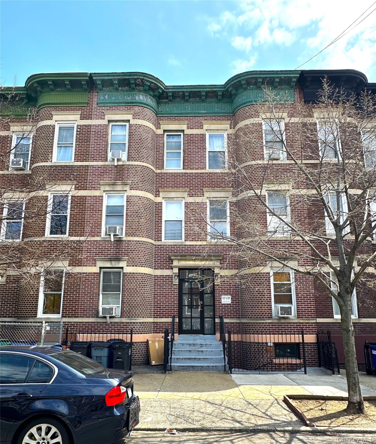 30-89 43rd Street, Astoria, NY 11103