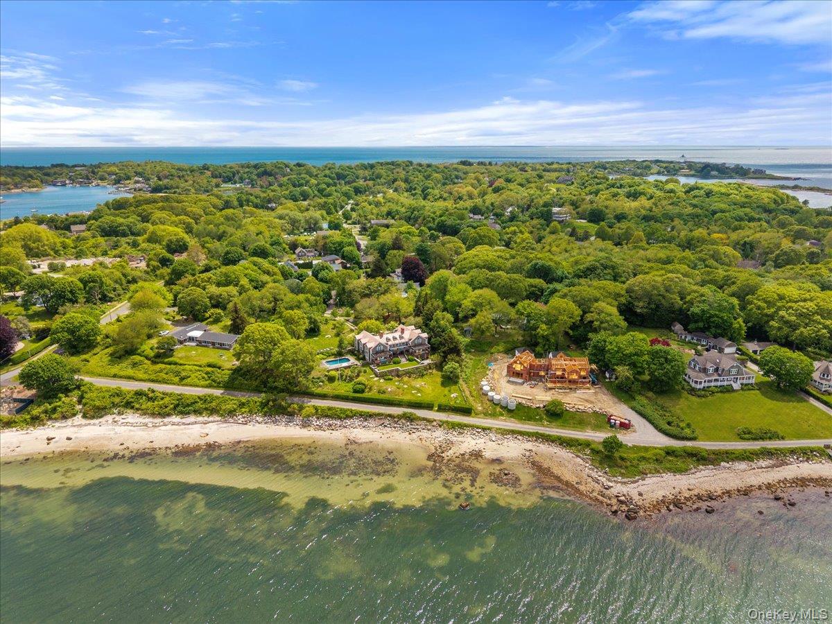 Avenue B, Fishers Island, NY 06390