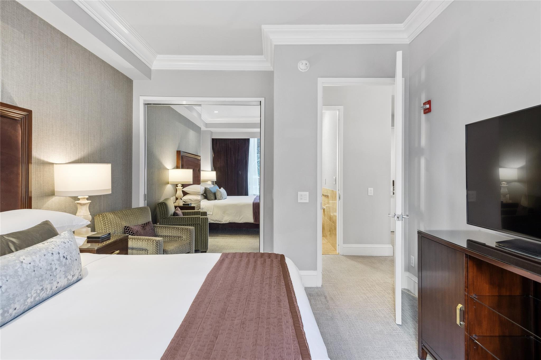 1 Central Park W # 316, New York (Manhattan), NY 10023