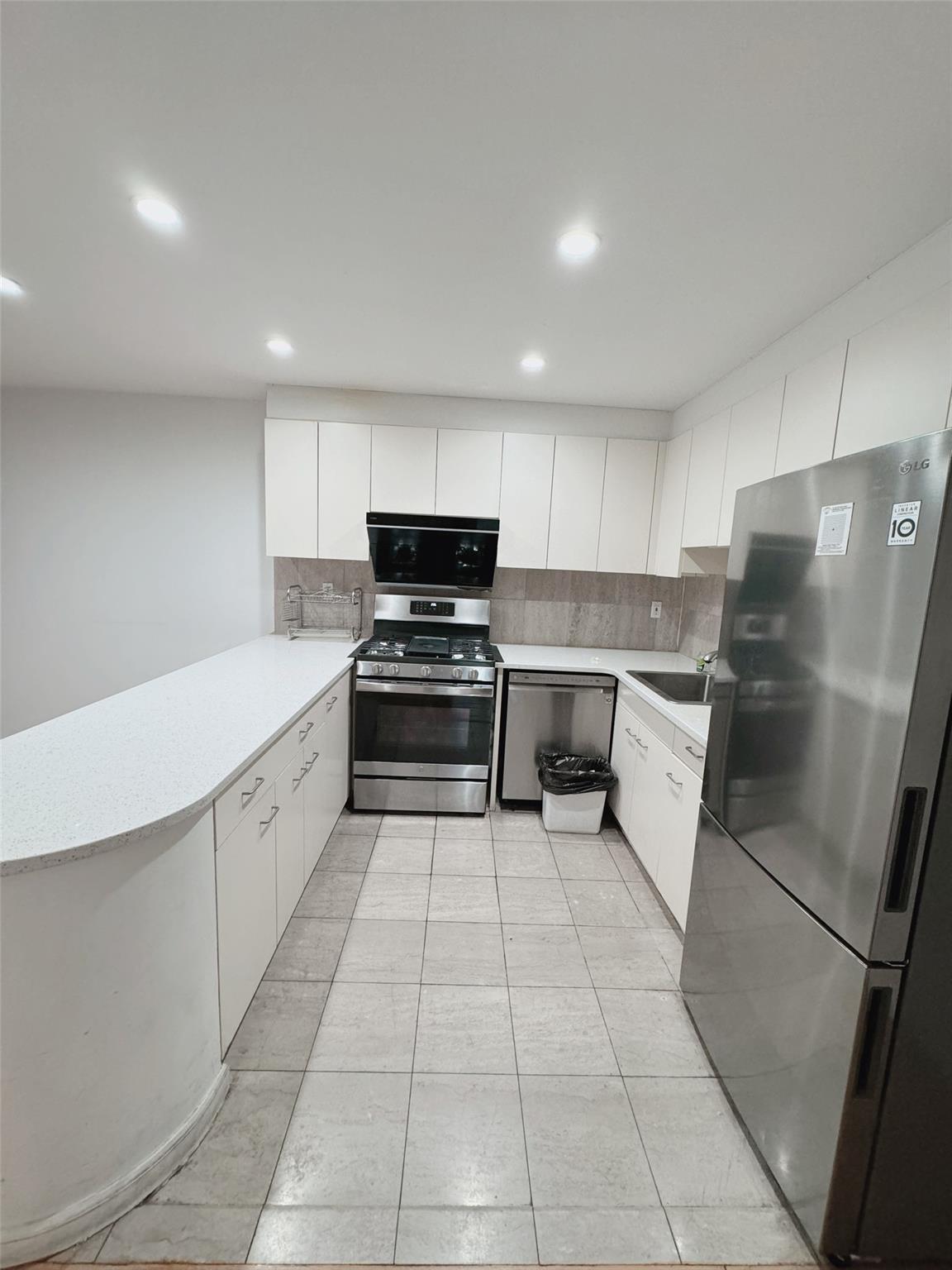 133-47 sanford Avenue # 6H, Flushing, NY 11355