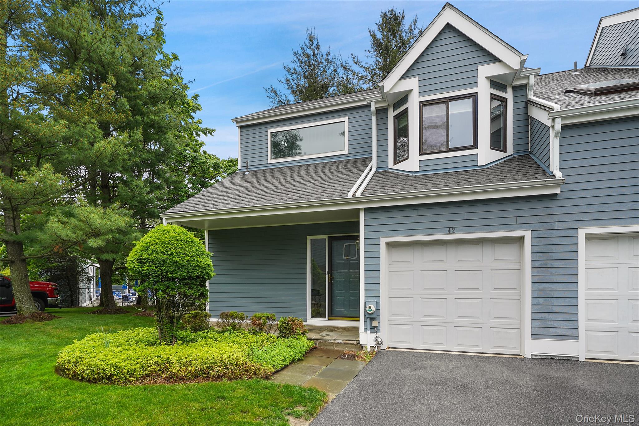 42 Westwood Circle, Irvington, NY 10533