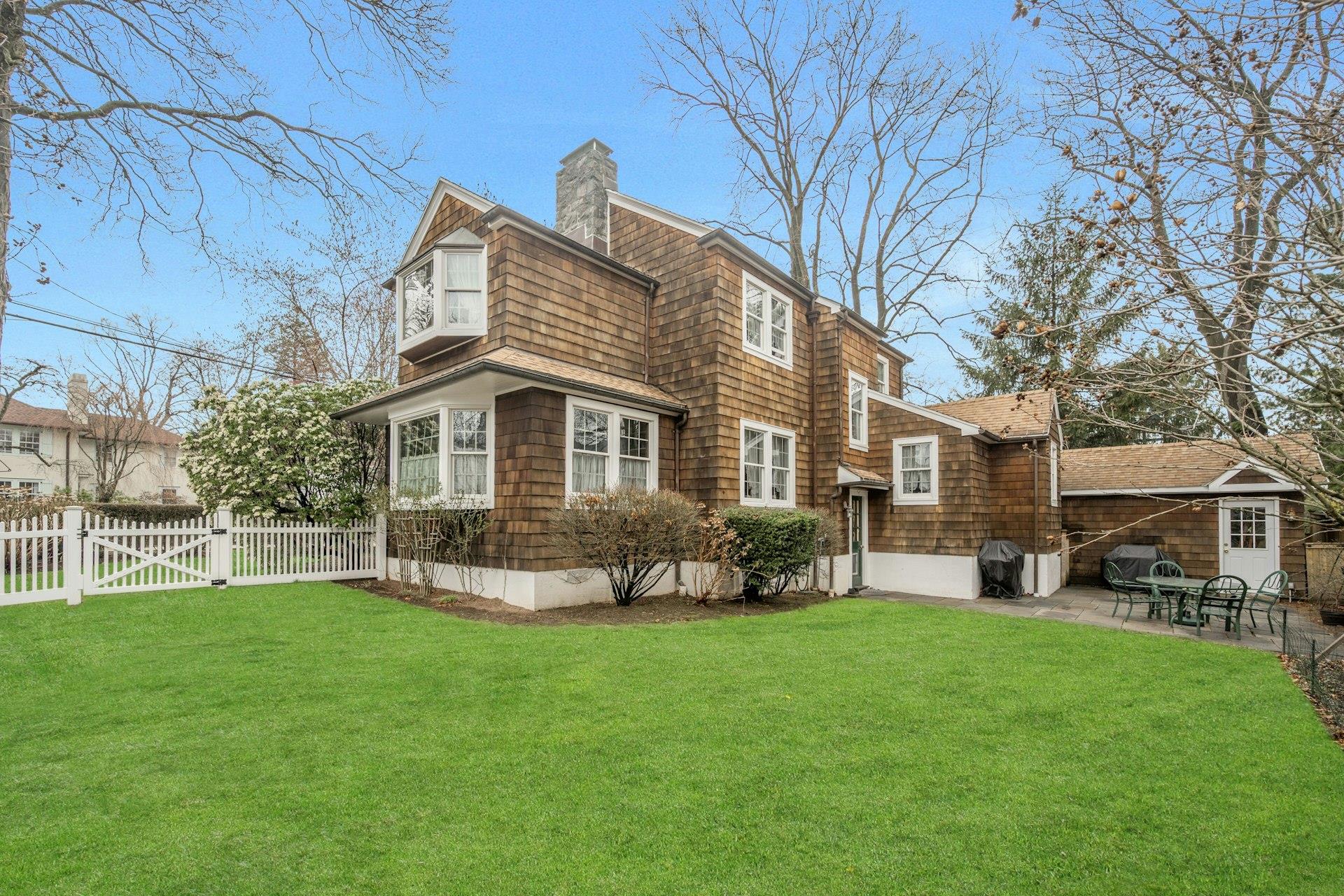 343 Rye Beach Avenue, Rye, NY 10580