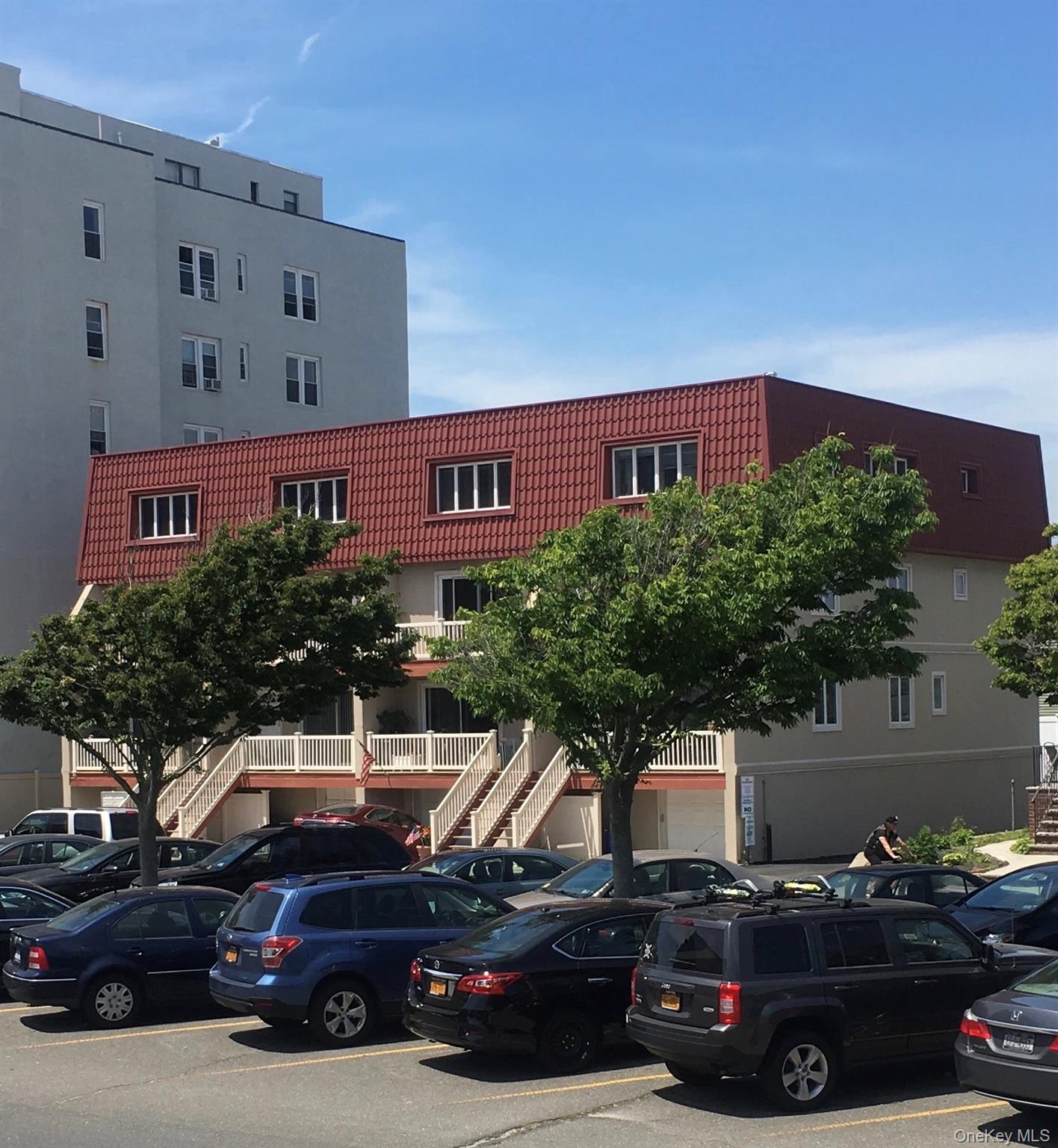 223 E Broadway, Long Beach, NY 11561