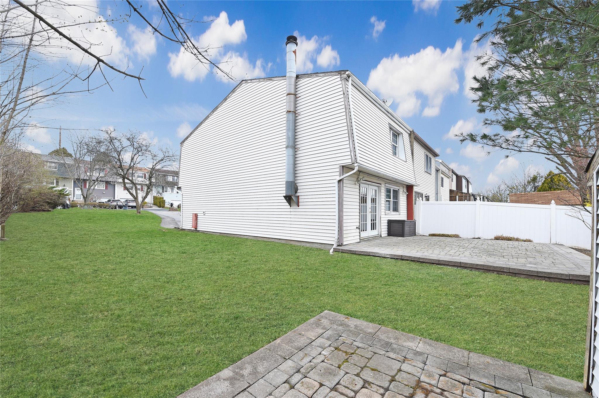 15 Silo Lane, Middletown, NY 10940