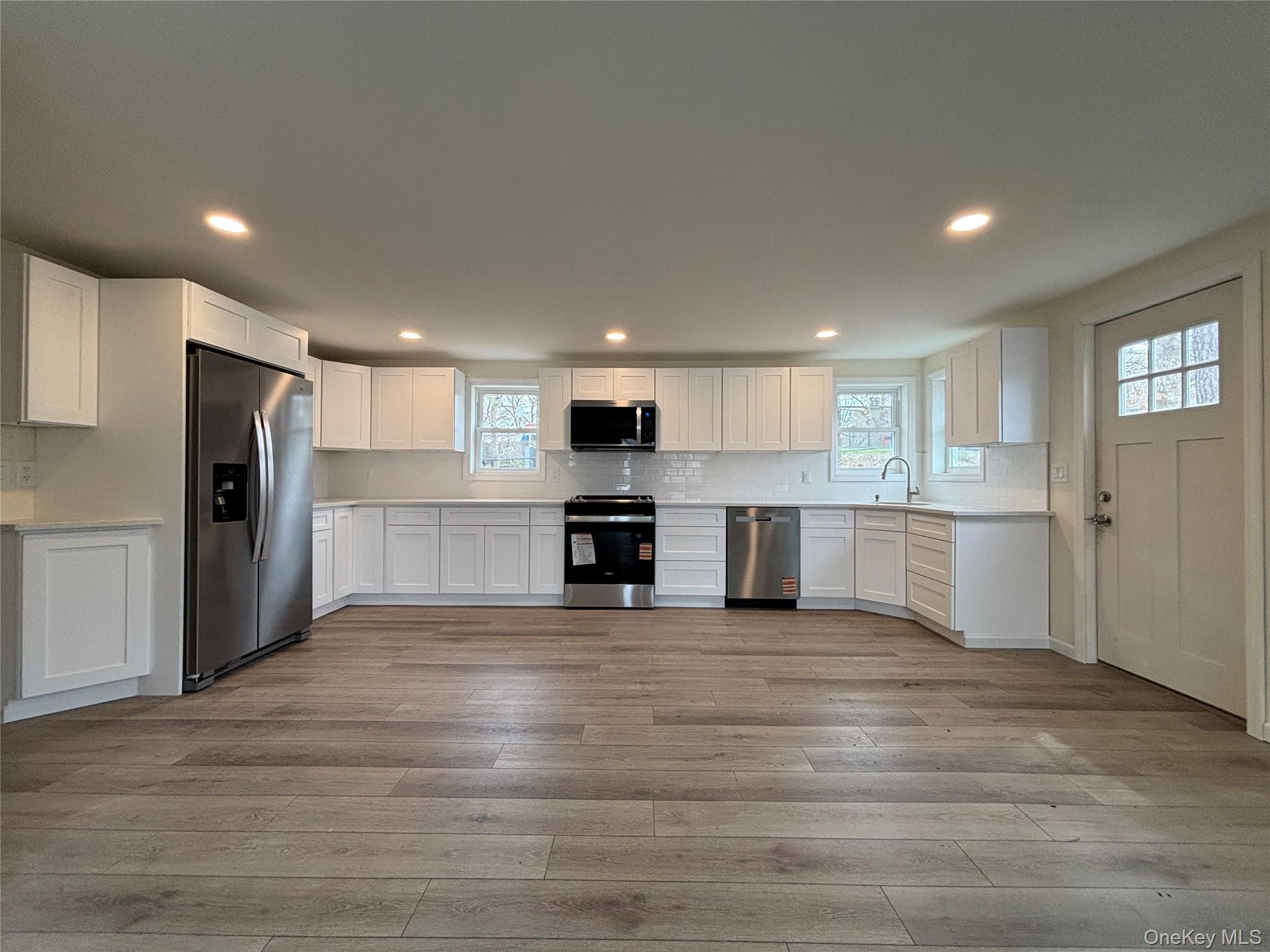 159 Washington Avenue, Wheatley Heights, NY 11798