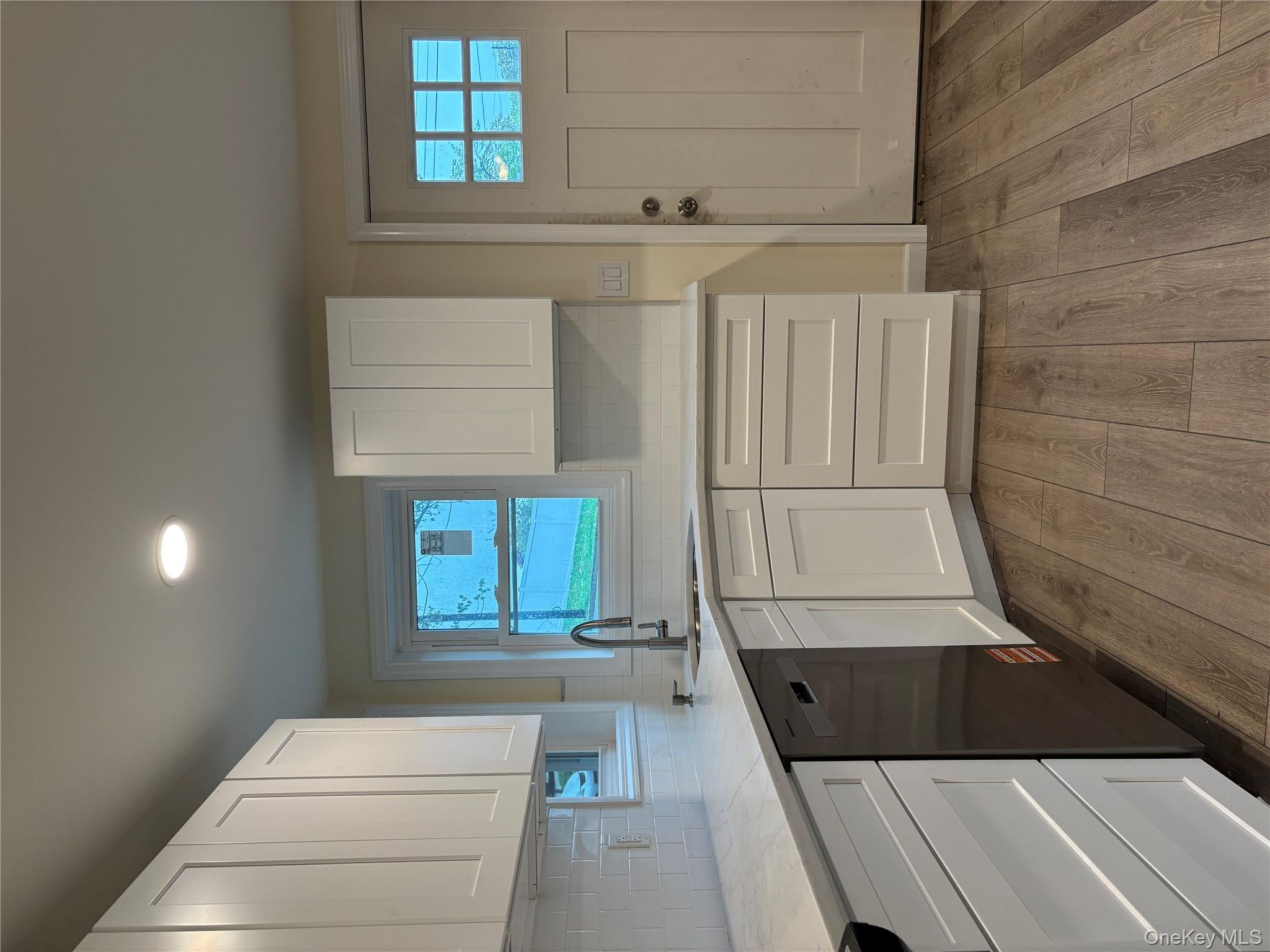 159 Washington Avenue, Wheatley Heights, NY 11798