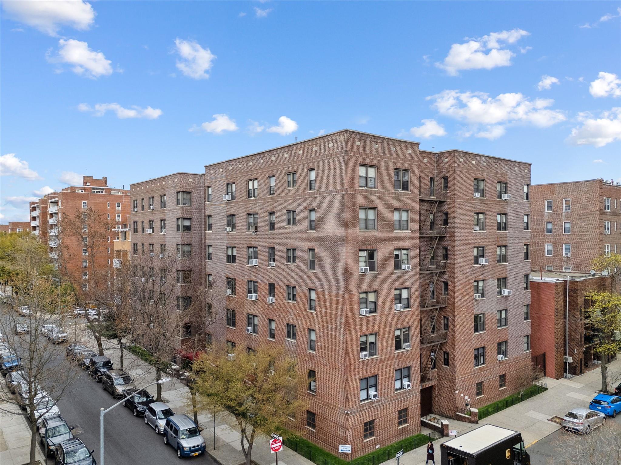 7211 110th Street # 5G, Forest Hills, NY 11375