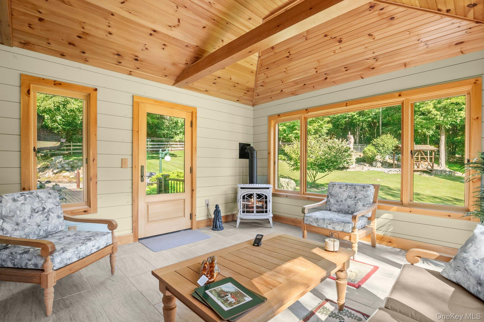 1080 E Mountain Road S, Cold Spring, NY 10516