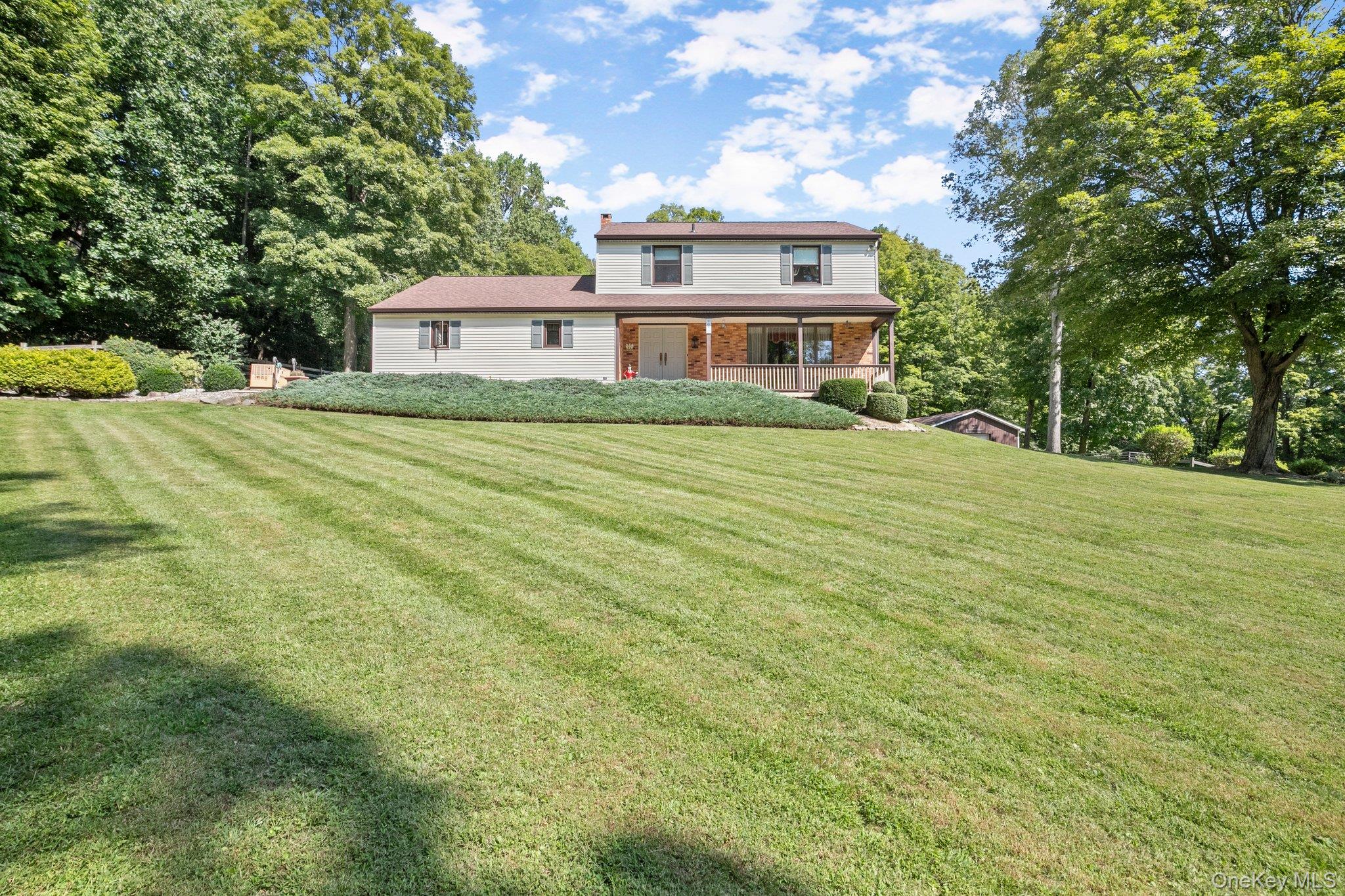 1080 E Mountain Road S, Cold Spring, NY 10516