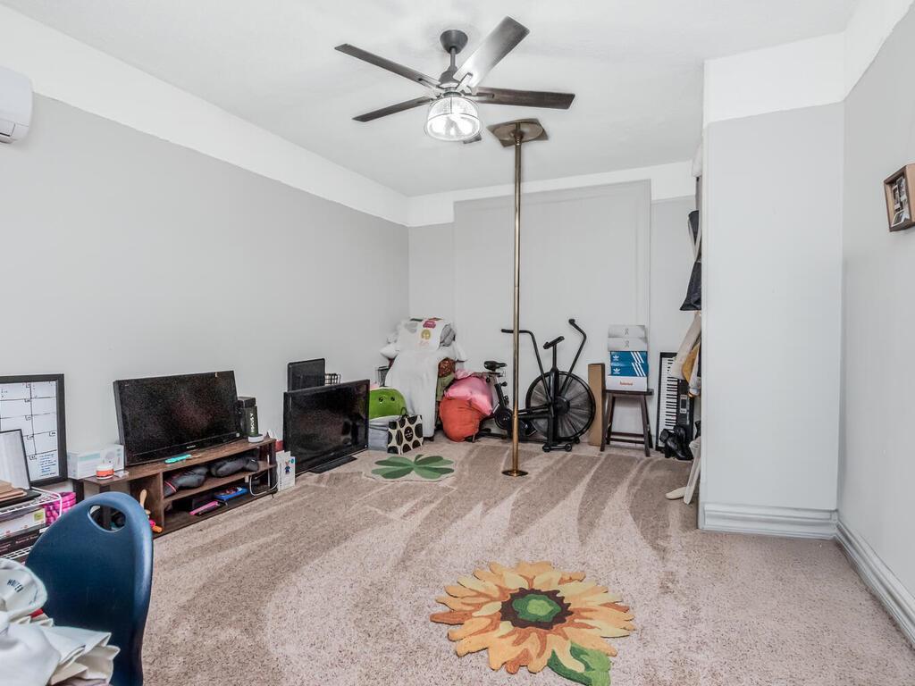 3670 Barnes Avenue, Bronx, NY 10467