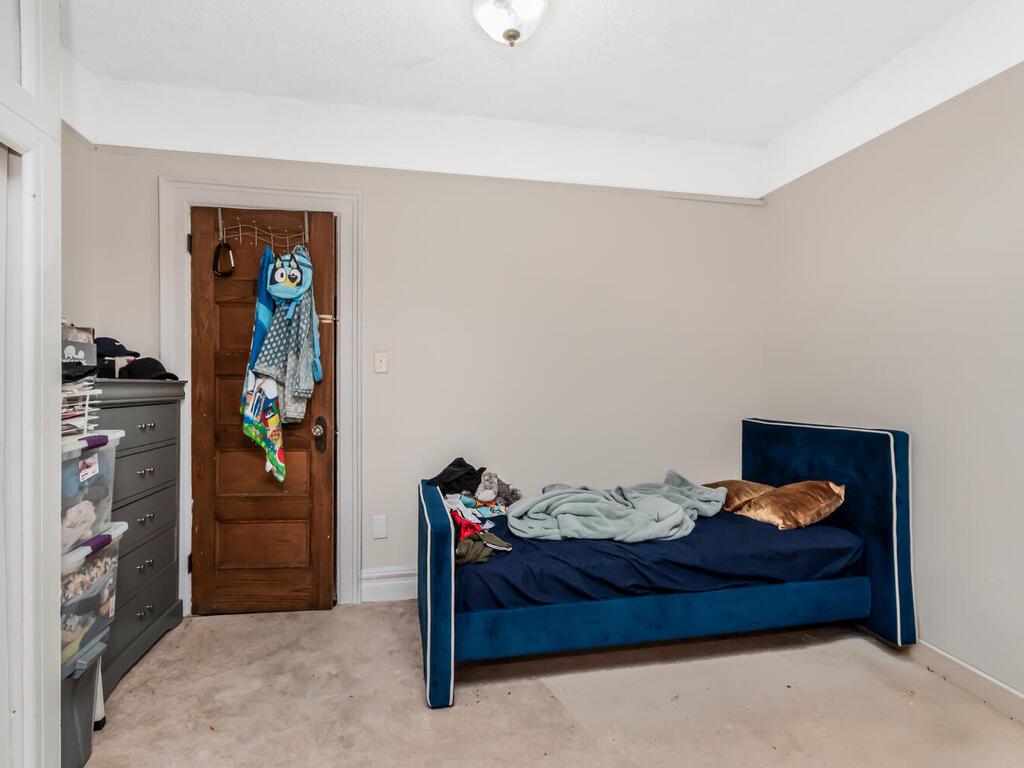 3670 Barnes Avenue, Bronx, NY 10467