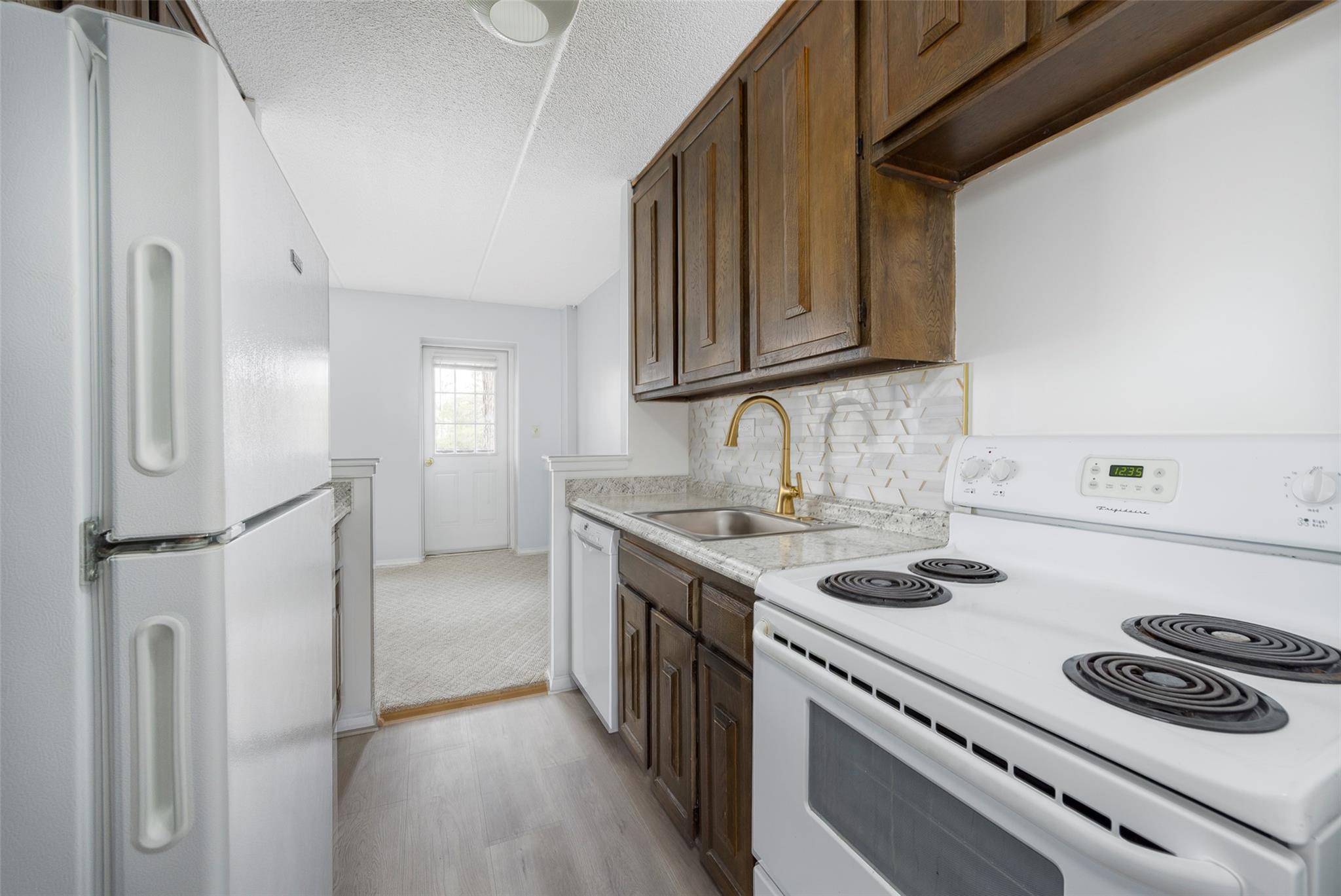 160 Academy Street # 2C, Poughkeepsie, NY 12601