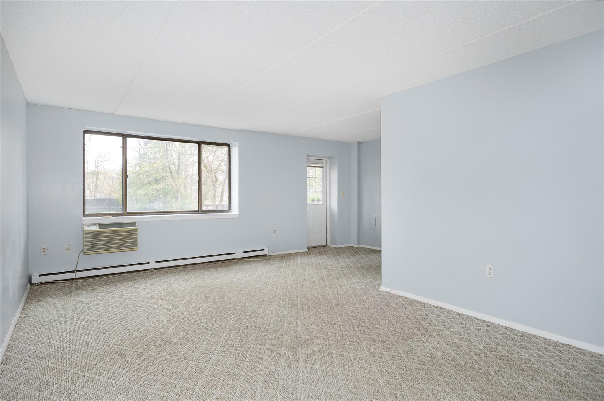 160 Academy Street # 2C, Poughkeepsie, NY 12601
