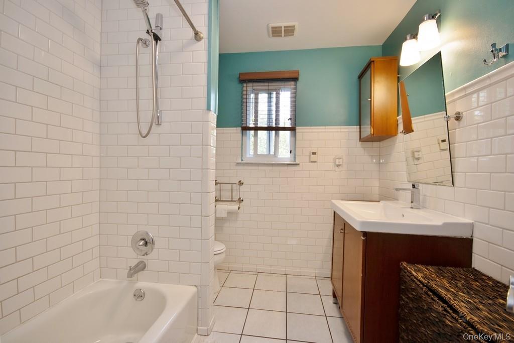 29 Quincy Court, Goldens Bridge, NY 10526