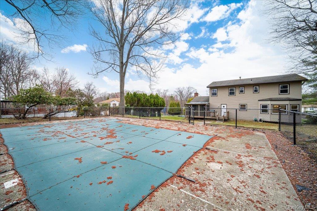 33 Winchester Drive, Monroe, NY 10950