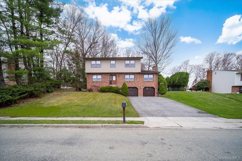 33 Winchester Drive, Monroe, NY 10950