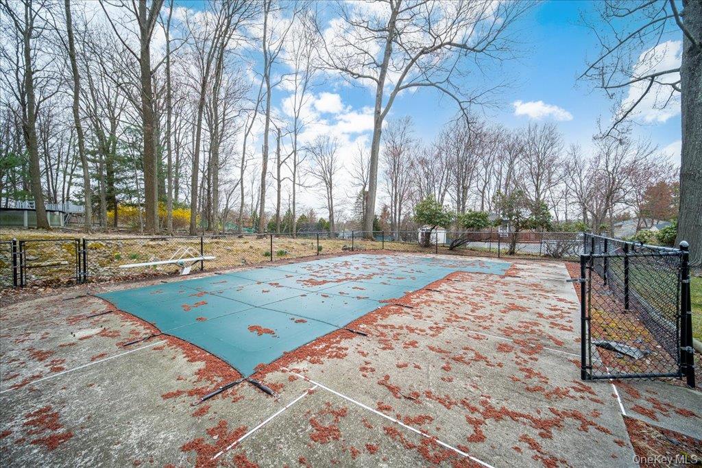 33 Winchester Drive, Monroe, NY 10950