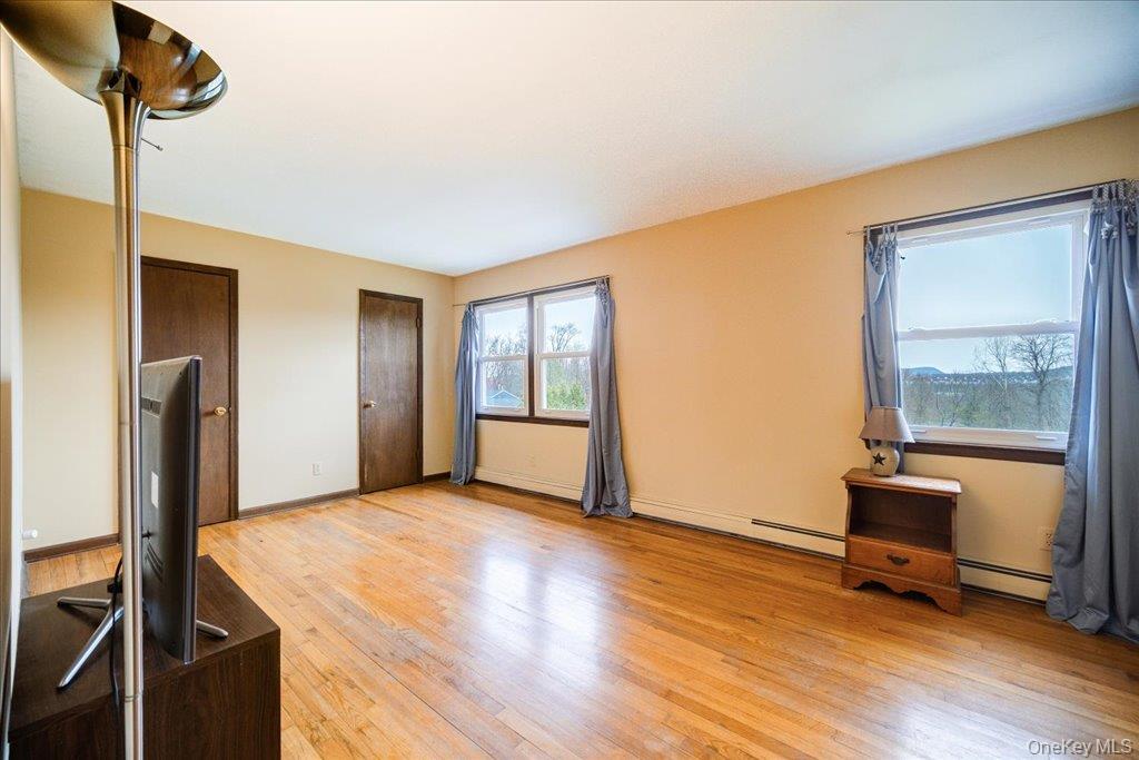 33 Winchester Drive, Monroe, NY 10950