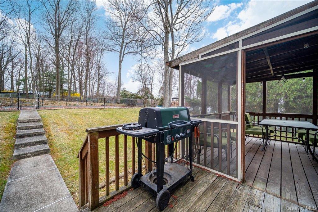 33 Winchester Drive, Monroe, NY 10950