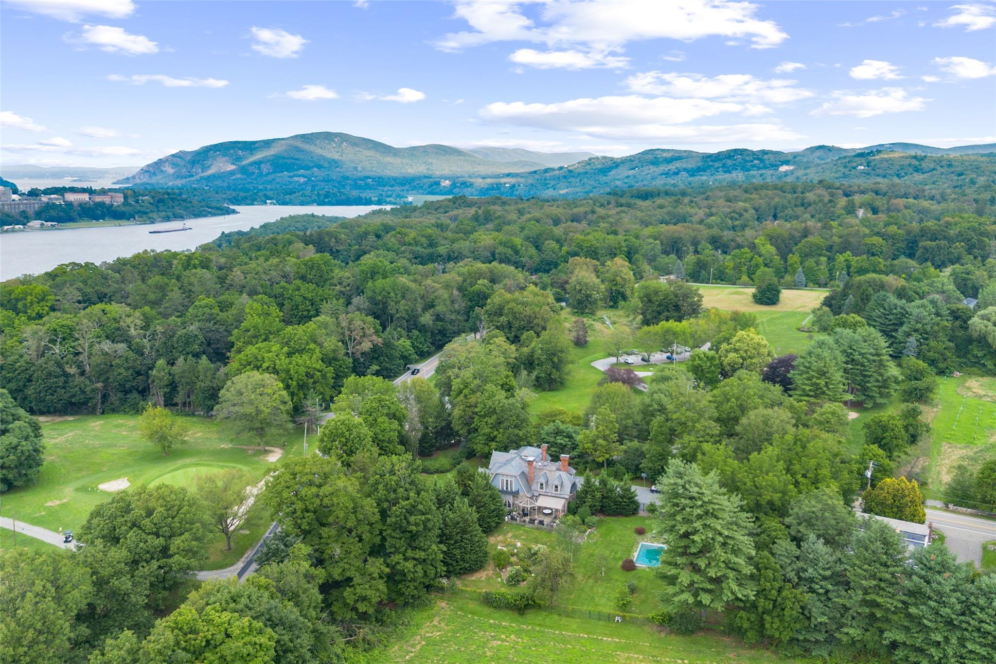 996 Route 9D, Garrison, NY 10524