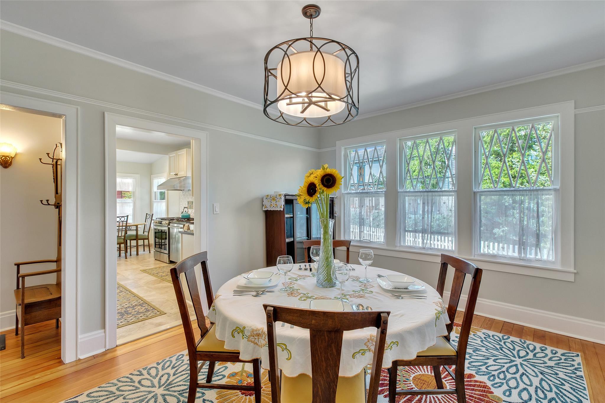 8325 Main Road, East Marion, NY 11939